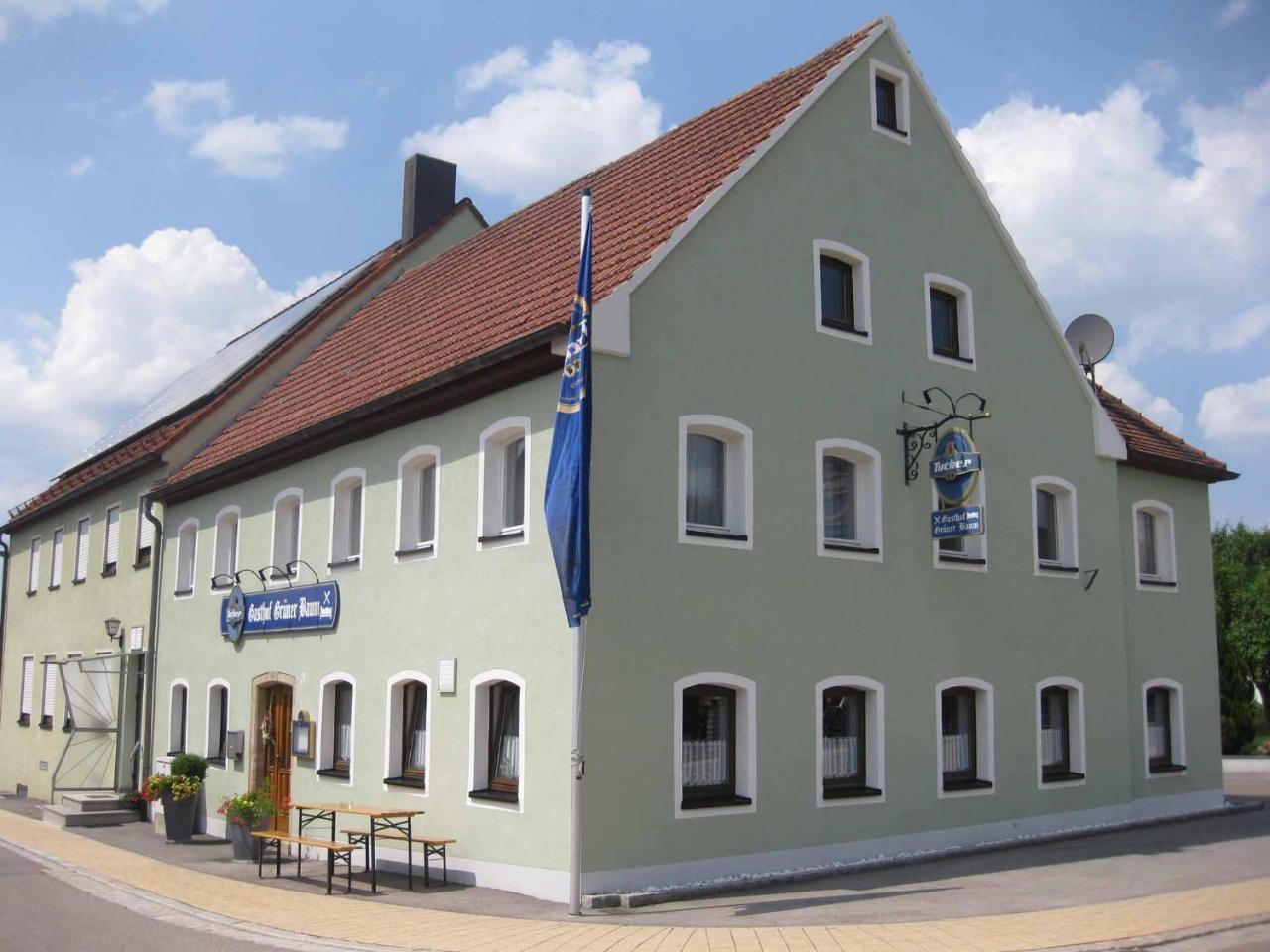Gasthof Gruener Baum Oberlangfurth Esterno foto